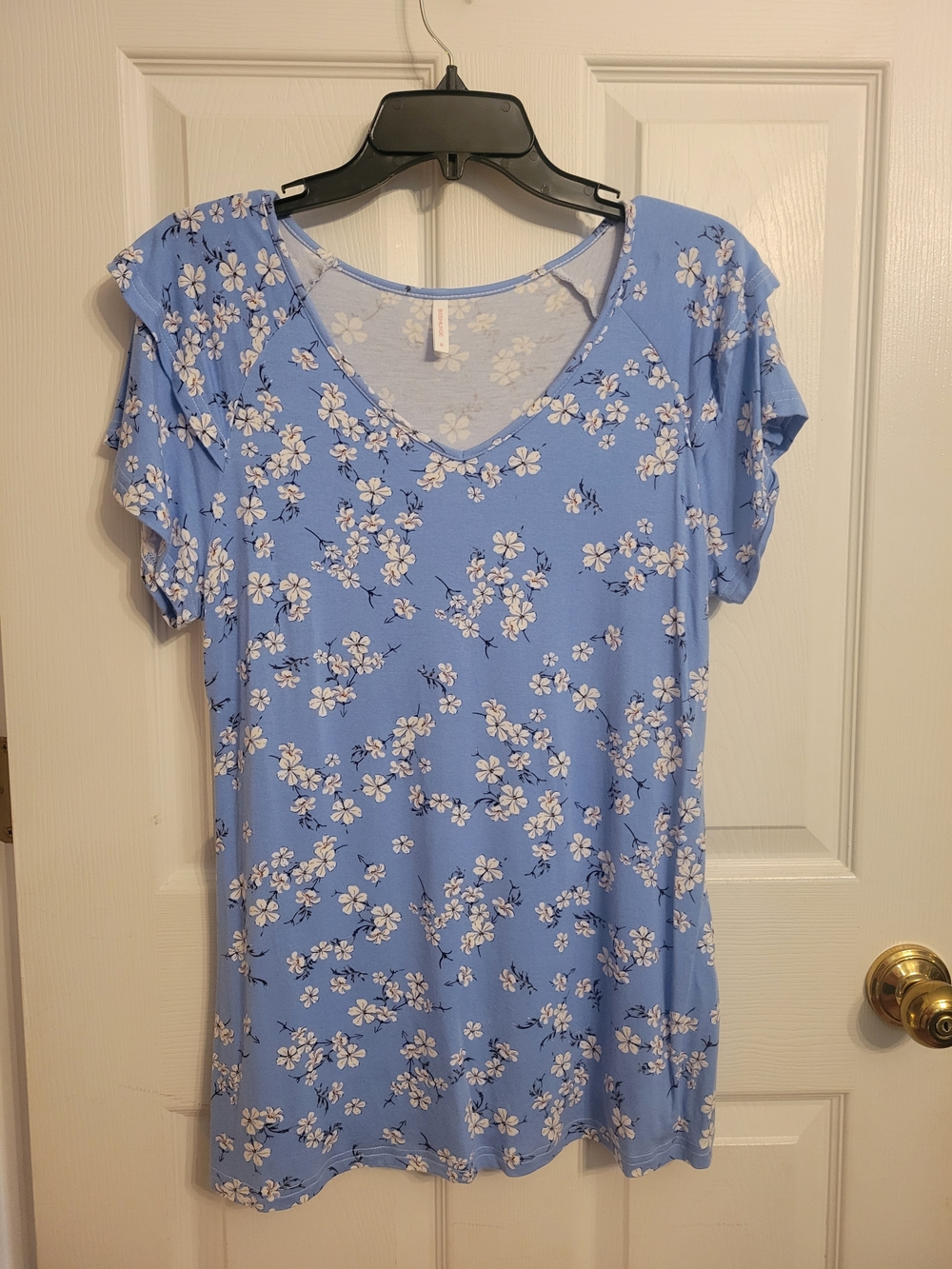 Amazon Light Blue Floral V-Neck Blouse